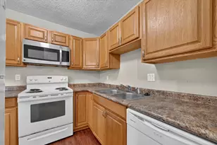 305 Cliff Dr, Garland, TX 75042 - Photo 6