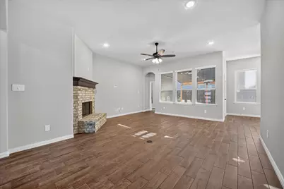 412 Brinkley Drive, Saginaw, TX 76179 - Photo 4