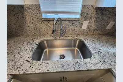 2404 Louise Street #4, Denton, TX 76201 - Photo 4