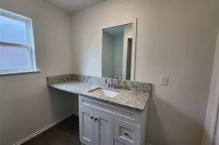 2404 Louise St, Denton, TX 76201 - Photo 12