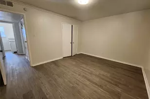 2404 Louise St, Denton, TX 76201 - Photo 8