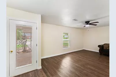 4901 Richardson Street, Fort Worth, TX 76119 - Photo 4