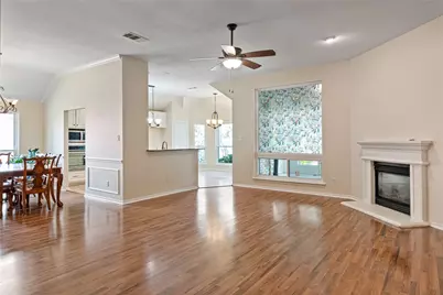 1327 Pegasus Drive, Arlington, TX 76013 - Photo 4