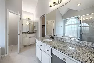 1837 Lakeview Dr, DeSoto, TX 75115 - Photo 22