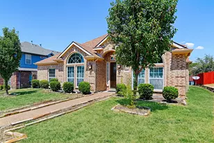 1837 Lakeview Dr, DeSoto, TX 75115 - Photo 2