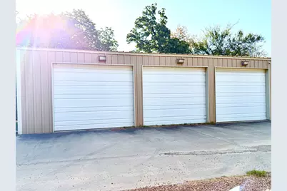 106 Hiawatha Drive, Mabank, TX 75156 - Photo 1