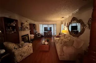 7805 Wanebe Dr, Dallas, TX 75235 - Photo 12