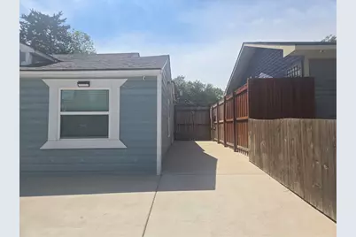 3211 Ramsey Avenue, Dallas, TX 75216 - Photo 2