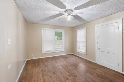 212 W 3rd Street, Purdon, TX 76679 - Photo 8