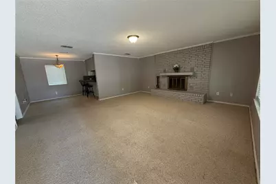 1209 Park Street N, Seymour, TX 76380 - Photo 2