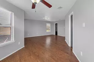 8109 Zephyr Ct, Arlington, TX 76002 - Photo 16