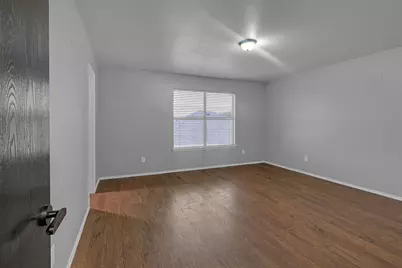 8109 Zephyr Court, Arlington, TX 76002 - Photo 14