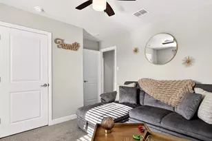 805 Alexandria Ln, Joshua, TX 76058 - Photo 24