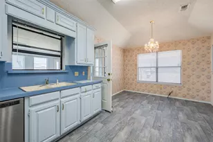1925 Kings Canyon Cir, Fort Worth, TX 76134 - Photo 8