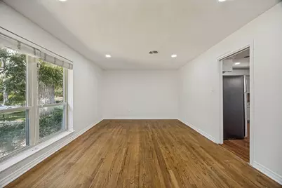 10422 Lake Gardens Drive, Dallas, TX 75218 - Photo 6