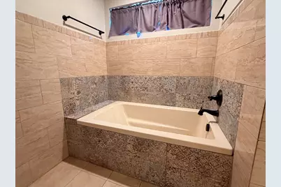 2024 N Saint Andrews Court, Arlington, TX 76011 - Photo 18