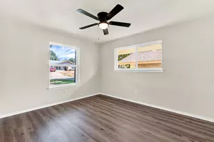 1926 Normandy Dr, Irving, TX 75060 - Photo 28