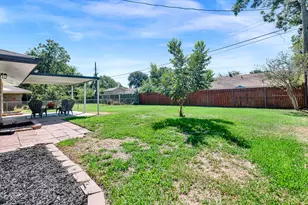 1926 Normandy Dr, Irving, TX 75060 - Photo 6