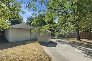 3423 Boulder Dr, Dallas, TX 75233 - Photo 30