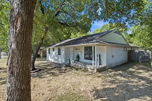 3423 Boulder Dr, Dallas, TX 75233 - Photo 2