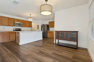 1421 Logan Dr, Lancaster, TX 75146 - Photo 8