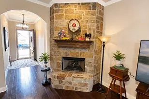 6712 Fire Dance Dr, Benbrook, TX 76126 - Photo 4