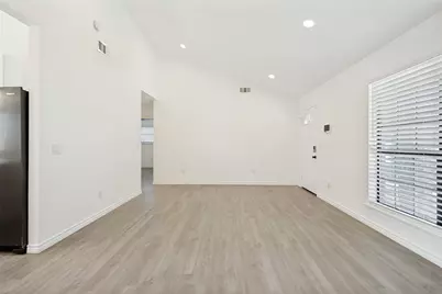 1203 S College Street, McKinney, TX 75069 - Photo 10