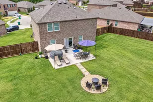 2 Glen Crossings Rd, Edgecliff Village, TX 76134 - Photo 20