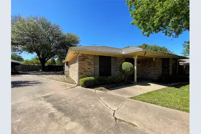 4508 Mill Pond Court, Fort Worth, TX 76133 - Photo 2