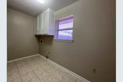 4508 Mill Pond Court, Fort Worth, TX 76133 - Photo 10