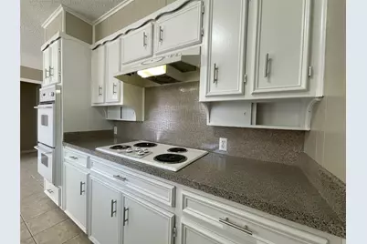 4508 Mill Pond Court, Fort Worth, TX 76133 - Photo 8