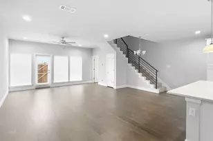 5713 Woodlands Dr, The Colony, TX 75056 - Photo 2