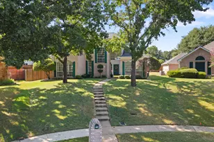 1432 Swan Ct, Lewisville, TX 75077 - Photo 4