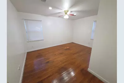 1017 E Spurgeon Street, Fort Worth, TX 76115 - Photo 10