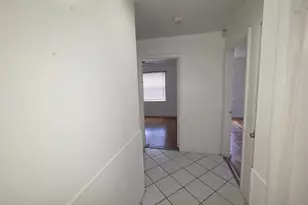 1017 E Spurgeon St, Fort Worth, TX 76115 - Photo 16