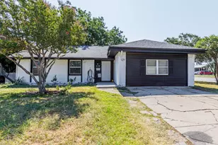 478 Birchwood Dr, Garland, TX 75043 - Photo 1