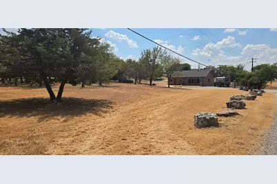 139 Pecan Drive, Gainesville, TX 76240 - Photo 1