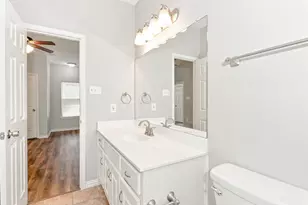 704 Monique, Cedar Hill, TX 75104 - Photo 8