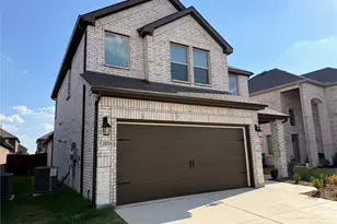 10316 Crusoe St, Aubrey, TX 76227 - Photo 2