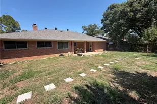 1012 Purdue Dr, Arlington, TX 76012 - Photo 20