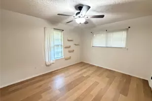 1012 Purdue Dr, Arlington, TX 76012 - Photo 16