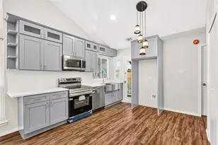 5705 Marvin Loving Dr, Garland, TX 75043 - Photo 18