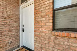 5705 Marvin Loving Dr, Garland, TX 75043 - Photo 22