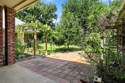 1605 Green Tree Drive, Hurst, TX 76054 - Photo 14