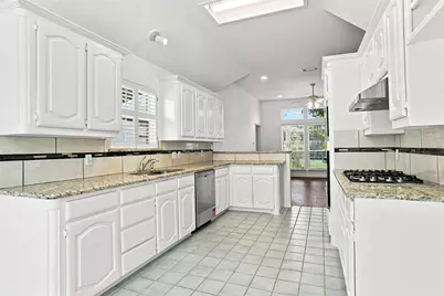 1605 Green Tree Drive, Hurst, TX 76054 - Photo 4