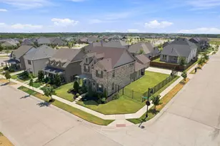 1829 Temple Hls, Van Alstyne, TX 75495 - Photo 40