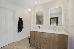 2202 Country Hollow Ln, Garland, TX 75040 - Photo 16