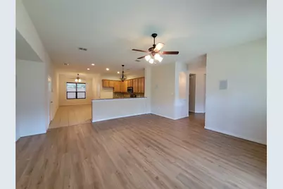 4805 Prairie Aster Drive, Garland, TX 75043 - Photo 4