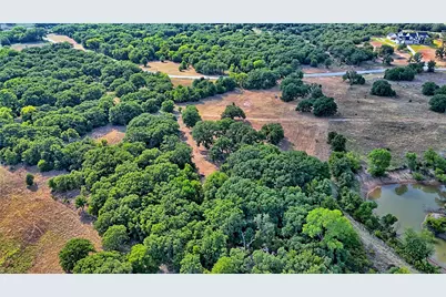 384 Red Oak Hills Road, Nocona, TX 76255 - Photo 22