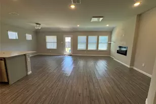 487 Deer Canyon Wy, Princeton, TX 75407 - Photo 2